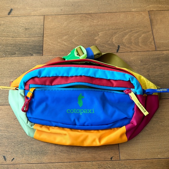 cotopaxi Handbags - 🤍SOLD🤍 NWOT - Cotopaxi Fanny Pack